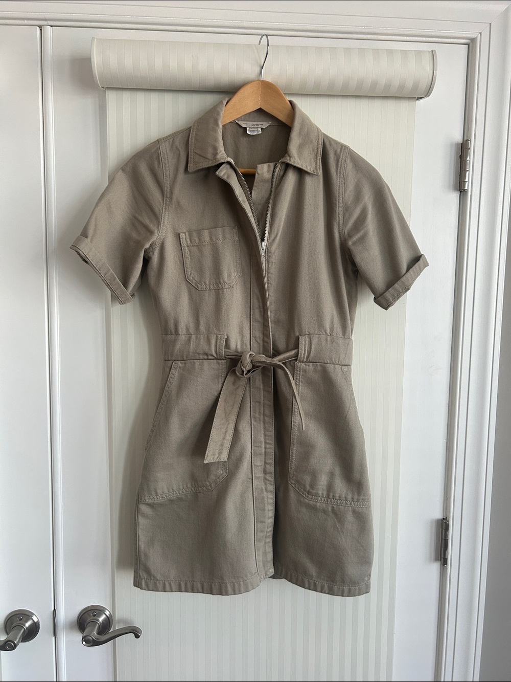French Connection Short-Sleeve Tie-Waist Utility Jacket in Taupe
